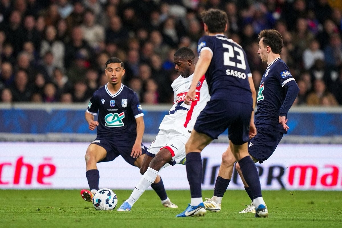 开云体育官方网站-法国队翻盘英格兰队，波尔点燃赛场