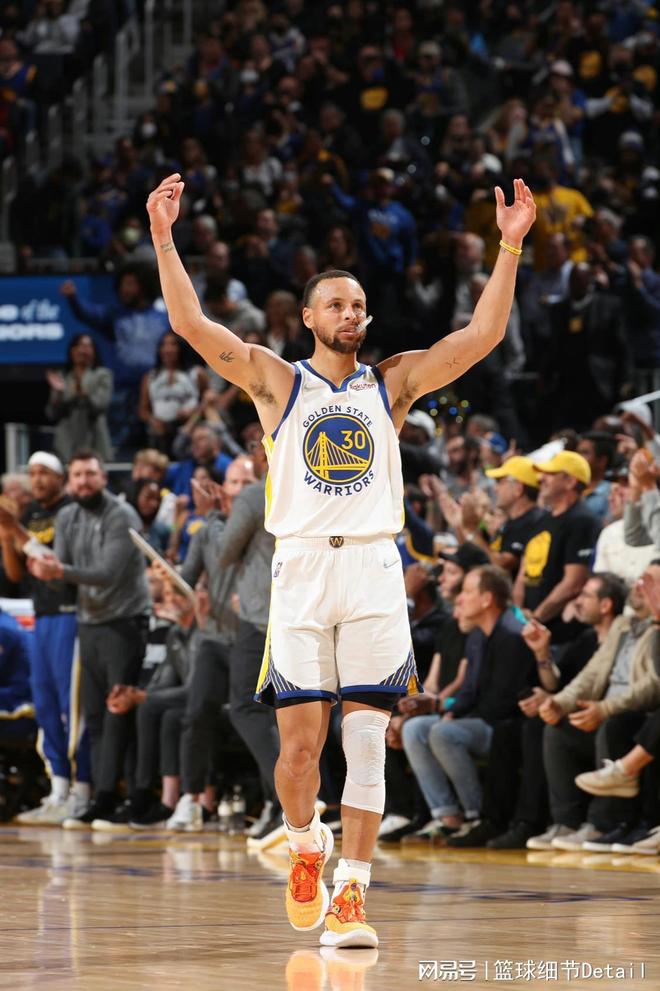 灰熊逆转篮网，武切维奇状态火热