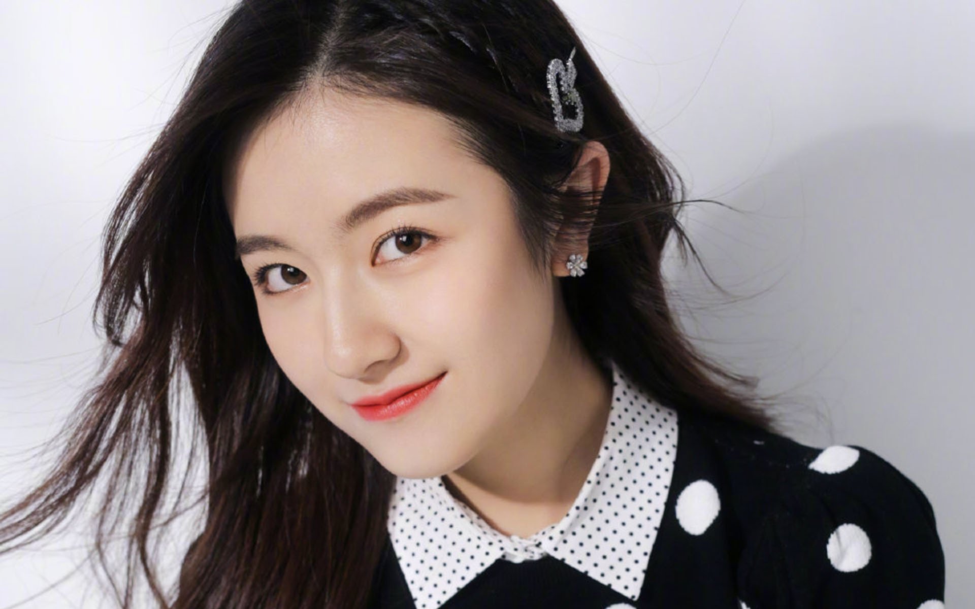 戈麦斯一锤定音!莱比锡红牛提前终结悬念,比利时劲旅饮恨出局