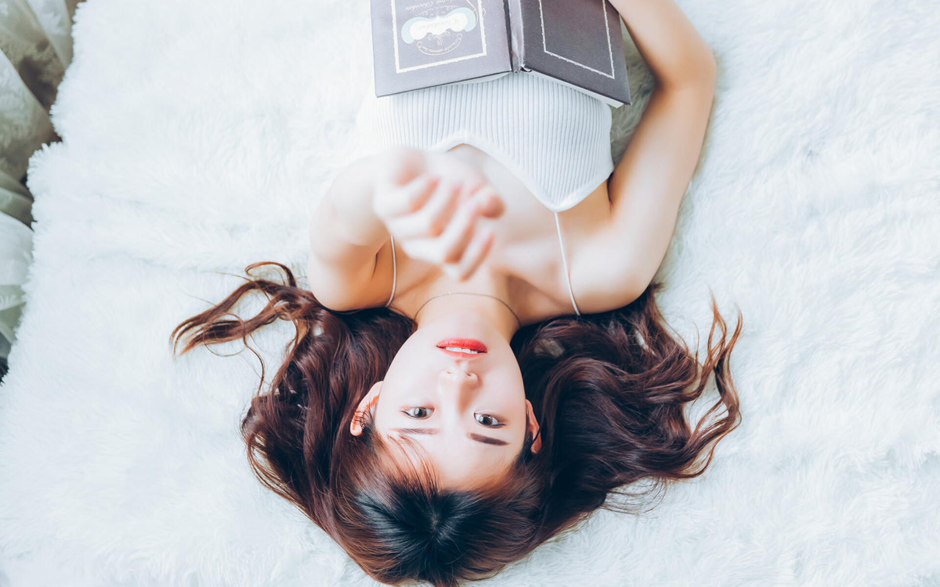 掌控全局!保罗再显控卫之神本色,稳定输出助快船力克鹈鹕