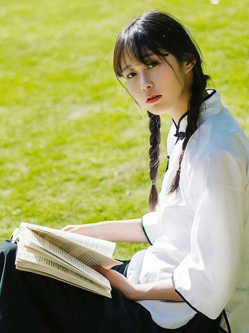 篮球世界双响炮，老鹰力克上海队，杰伦格林主宰焦点战